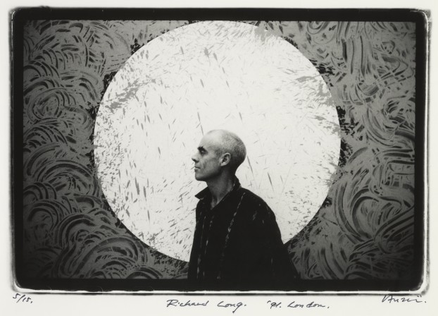 Shigeo Anzai, Richard Long, London, 1991. Baryta-coated silver print Courtesy the artist, Zeit-Foto, Tokyo and White Rainbow, London