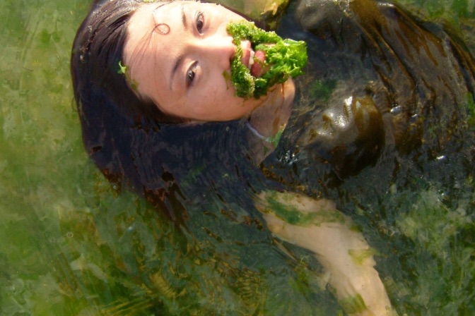 Chikako Yamashiro, Seaweed Woman, 2008 Video, 7’15" and set of 8 Lambda prints, 28x50cm each © Chikako Yamashiro, Courtesy of Yumiko Chiba Associates